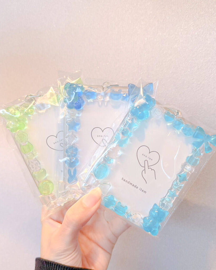 店舗で推し活グッズをGET